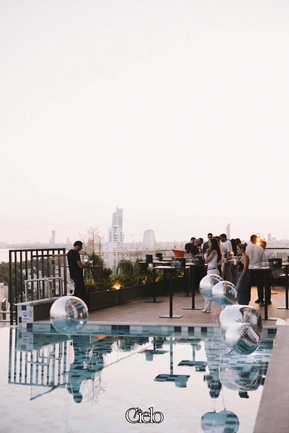 Cielo — La Caleta Closing Party