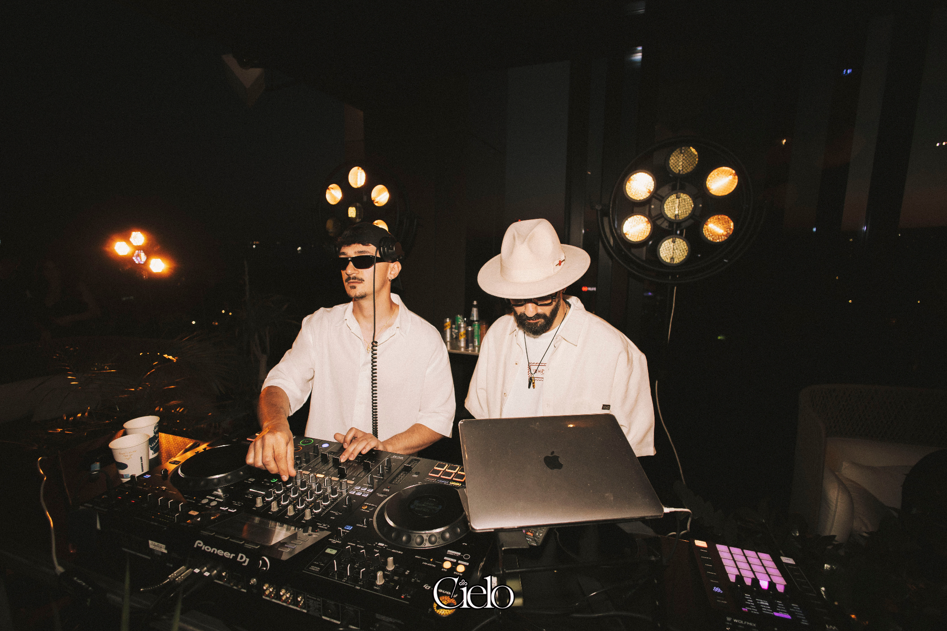Cielo — La Caleta Closing Party