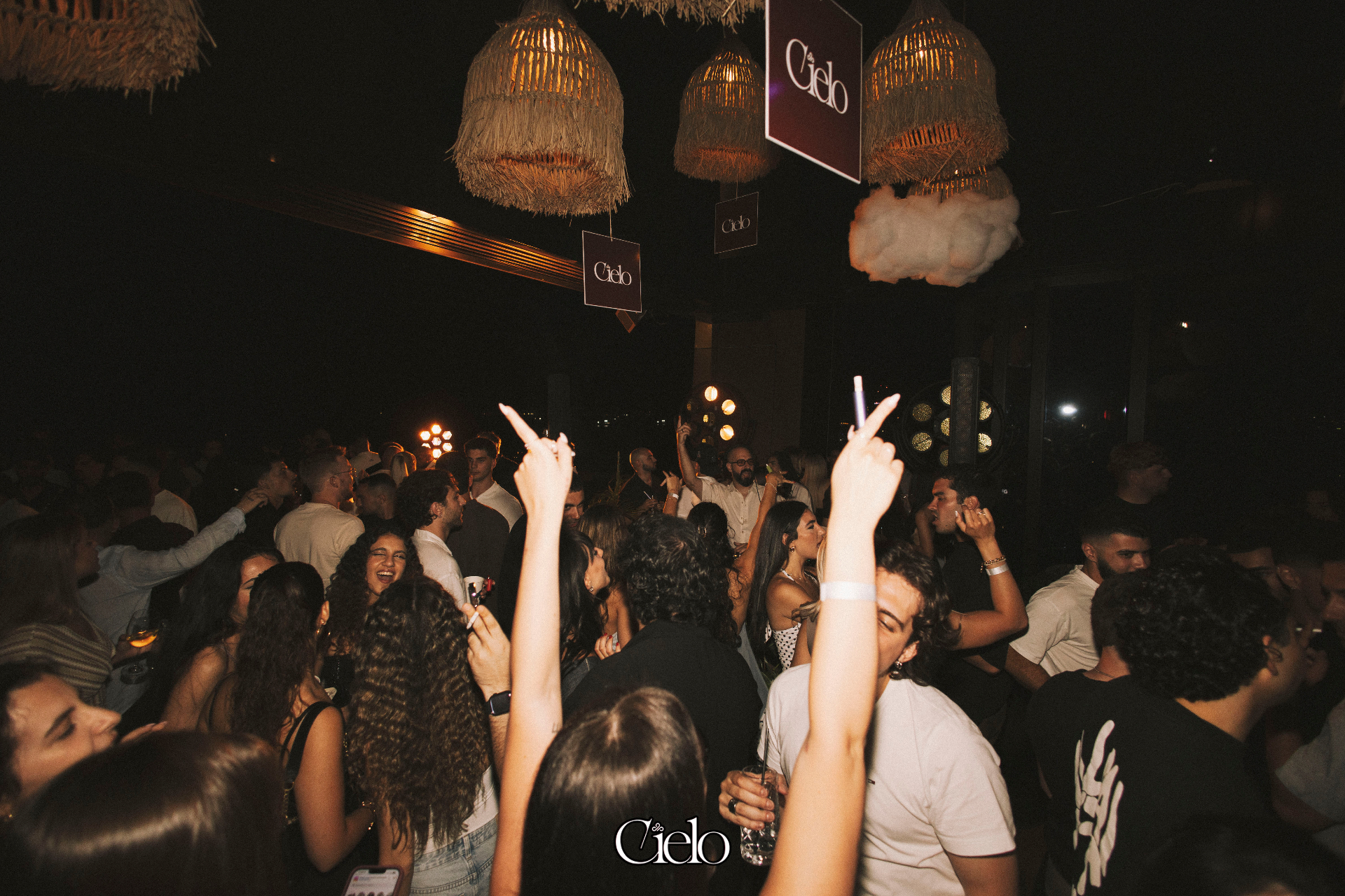 Cielo — La Caleta Closing Party